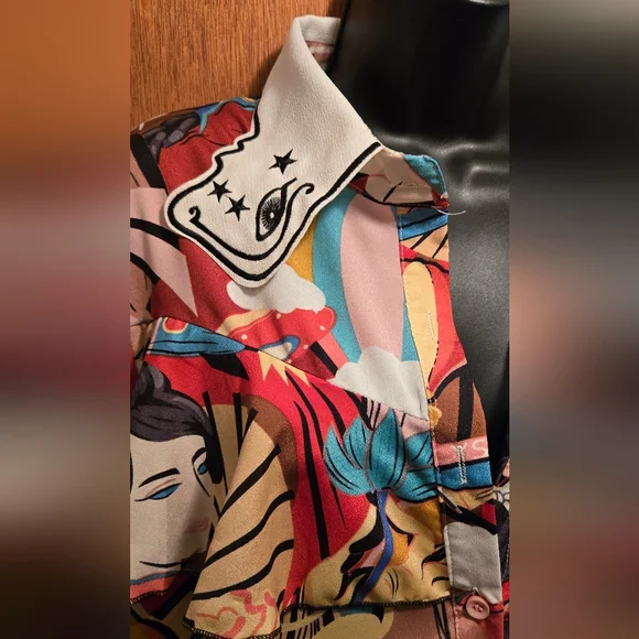 HOST PICK! 🎉Qing Pinz GORGEOUS embroidered ruffle colorful art top szM - Picture 4 of 10